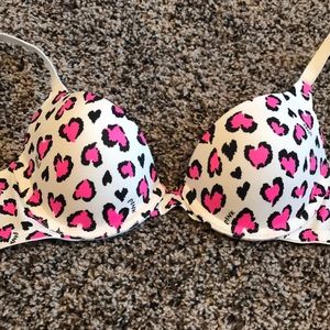 PINK push-up bra